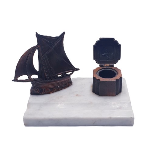 712 - METAL / MARBLE  / INKWELL DESK SET