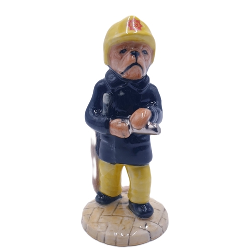 795 - PEGGY DAVIES STUDIO'S 11.5cm MODEL OF THE FIREMAN BULLDOG