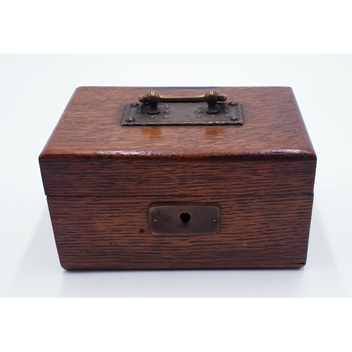 188 - WOODEN / BRASS 14cm x 9cm MONEY BOX (Old) (No Key)