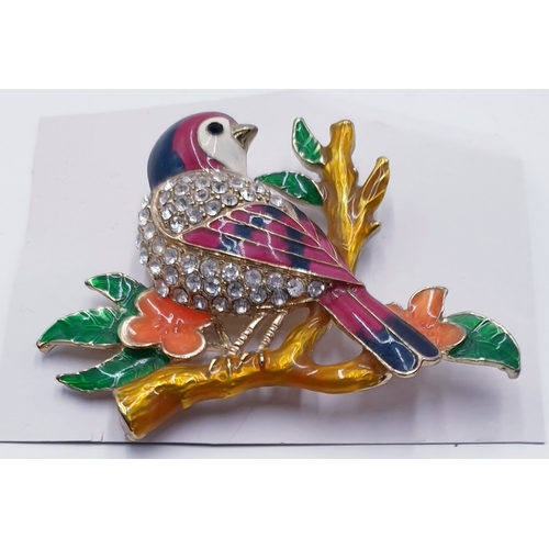 193 - ENAMEL BROOCH FASHIONED AS A BIRD