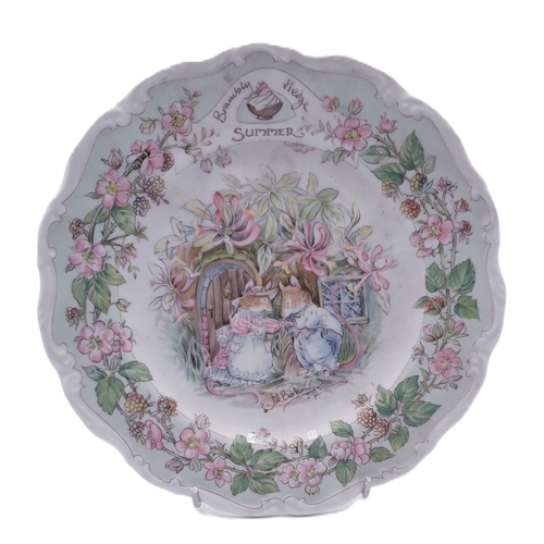 209 - ROYAL DOULTON CHINA 21cm Dia PLATE 