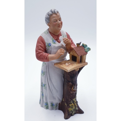 83 - ROYAL DOULTON Large 20.3cm CHARACTER FIGURINE 