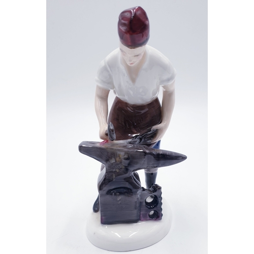 730 - ROYAL DOULTON 17.2cm CHARACTER FIGURINE 