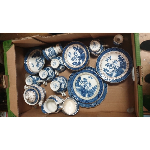 261 - BOOTHS BLUE/WHITE WARE (Very Large Qty Of) IN THE REAL OLD WILLOW PATTERN (Bought Has Seen) (Please ... 