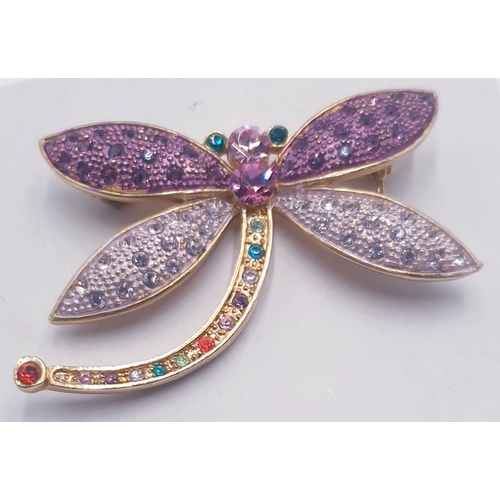 779 - BROOCH FASHIONED AS A DRAGONFLY