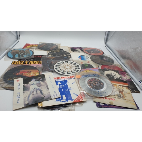 305 - PICTURE DISCS, COLOURED DISCS & NORMAL VINYL 7