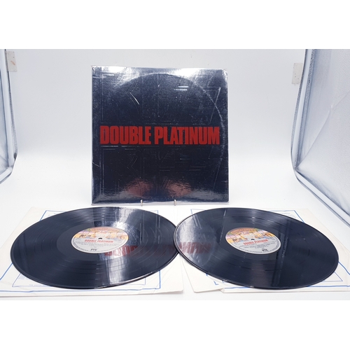 529 - VINYL DOUBLE ALBUM 'DOUBLE PLATINUM' KISS. CASABLANCA LABEL (Good Condition)