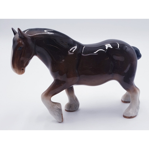 562 - SYLVAC 15cm MODEL OF A SHIRE HORSE (Brown Gloss Colourway)