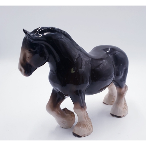 568 - SYLVAC 23cm MODEL OF A SHIRE HORSE (Brown Gloss Colourway)