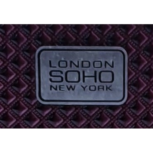 767 - METAL JEWELLERY / VANITY CASE (London-Soho , New York)