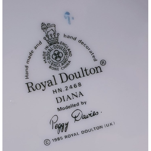 496 - ROYAL DOULTON Large 20.3cm FIGURINE 