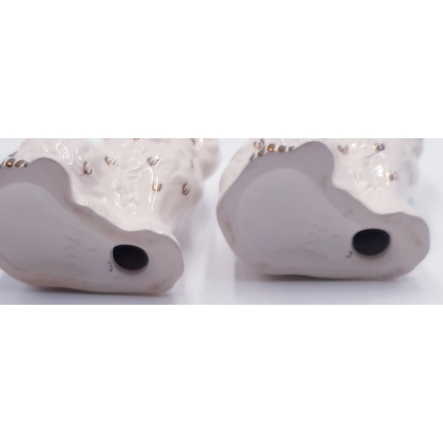 721 - BESWICK 19.1cm MODELS OF TWO OLD ENGLISH MANTLE DOGS Model No 1378/6  FROM THE  OLD ENGLISH DOGS SER... 