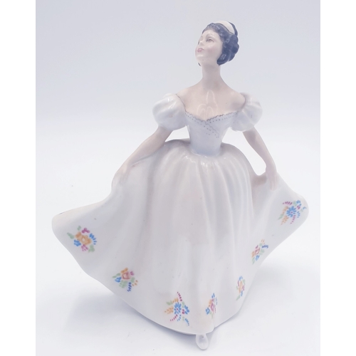 122 - ROYAL DOULTON Large 19.1cm FIGURINE 