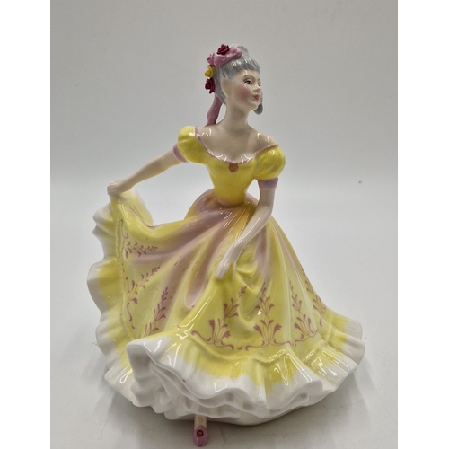 558 - ROYAL DOULTON Large 19.1cm High FIGURINE 