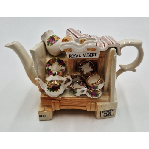 40 - ROYAL ALBERT /CARDEW CHINA Miniature (15cm From Spout To Handle) STALLTEAPOT IN THE OLD COUNTRY ROSE... 