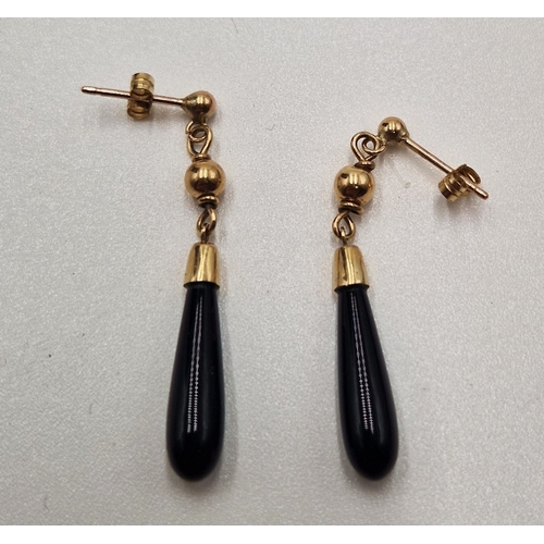 159 - 9ct GOLD (9ct ) BLACK BOMB EARRINGS (Total Weight 2.3 Grams)  (Boxed)