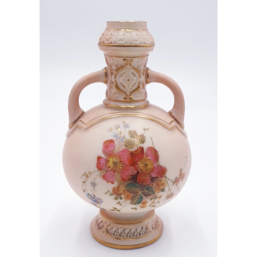 172 - ROYAL WORCESTER BLUSH IVORY TWIN HANDLED 12.5cm BULBOUS VASE c1901