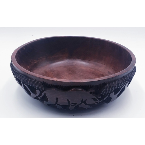 358 - AFRICAN (Hand Carved) Extra Large 30cm Dia TRIBAL BOWL DEPICTING LION,GIRAFFE,RHINO & BUFFALO