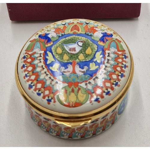 431 - STAFFORDSHIRE ENAMELS TRINKET BOX 