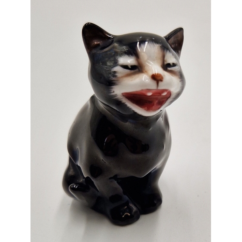 571 - ROYAL DOULTON 7cm MODEL OF A BLACK CAT 