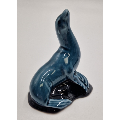 404 - POOLE POTTERY 11cm MODEL OF A SEAL TOGETHER WITH BESWICK 11cm TRAY WITH DUCKS (Chipped On Tail)