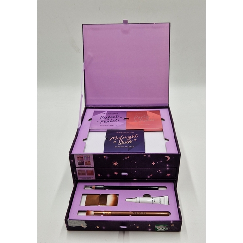 617 - PROFUSION MAKE UP PARTY BOX 