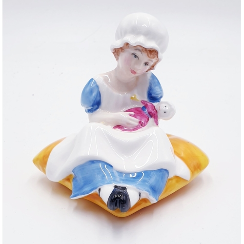 792 - ROYAL DOULTON 8.9cm FIGURINE 