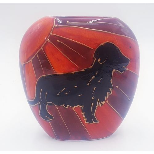 372 - ANITA HARRIS ART POTTERY 12cm DECO DOG PURSE VASE 