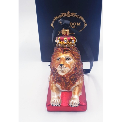 591 - AERLOOM (London) HANGING ORNAMENT OF A LION With DIAMONTE AND SWAROVSKI CRYSTAL STONES (Original Woo... 