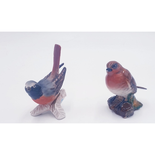 596 - BESWICK MODEL OF A ROBIN (Model No 980) TOGETHER WITH A GOEBEL MODEL OF A REDSTART