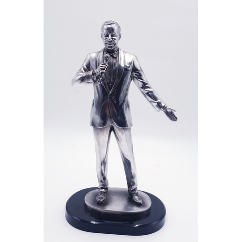 24 - LESSER & PAVEY (Leonardo Design Studio's,Dartford,Kent) Extra Large 33cm FIGURINE 