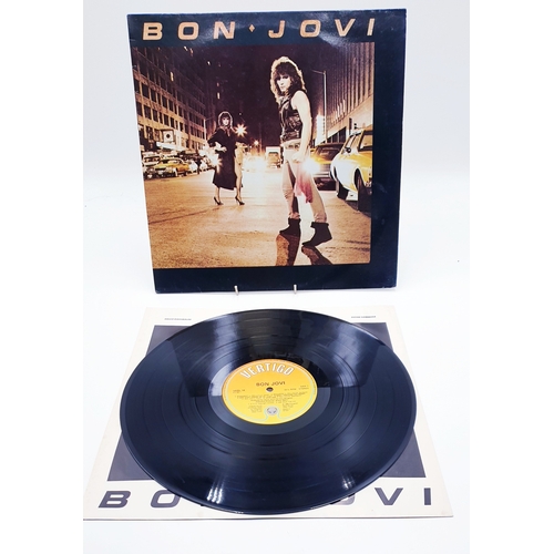 74 - BON JOVI VINYL ALBUMS (4)
(Bon Jovi Lp+ inner. 7800 Fahrenheit +inner. Slippery When Wet + inner. Ne... 