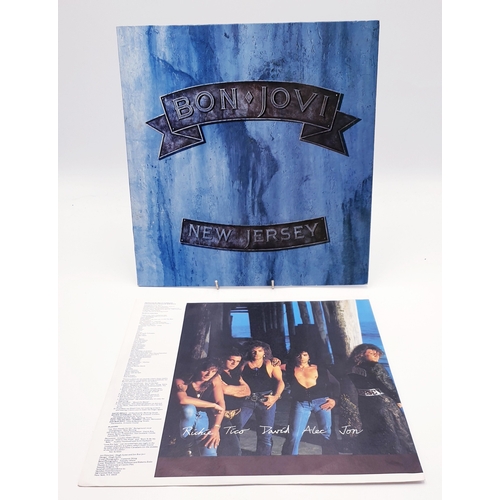 74 - BON JOVI VINYL ALBUMS (4)
(Bon Jovi Lp+ inner. 7800 Fahrenheit +inner. Slippery When Wet + inner. Ne... 