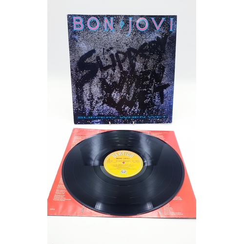 74 - BON JOVI VINYL ALBUMS (4)
(Bon Jovi Lp+ inner. 7800 Fahrenheit +inner. Slippery When Wet + inner. Ne... 