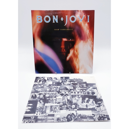 74 - BON JOVI VINYL ALBUMS (4)
(Bon Jovi Lp+ inner. 7800 Fahrenheit +inner. Slippery When Wet + inner. Ne... 