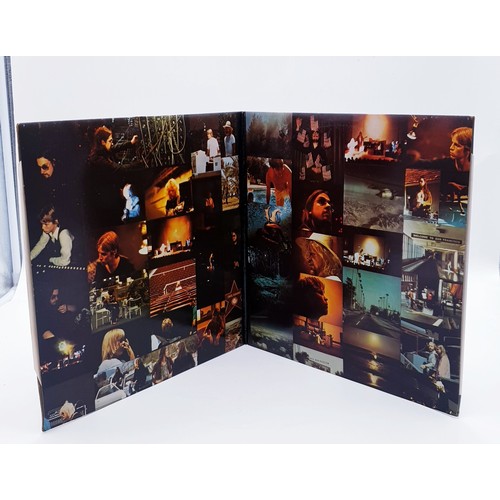 72 - TANGERINE DREAM VINYL ALBUMS (3)
(Hyperborea Lp. Ricochet Lp. Live Encore 2lp in a gatefold sleeve. ... 