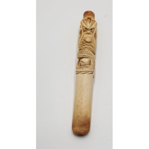 86 - CHINESE CARVED FACE PIPE CHEROOT HOLDER c1900s