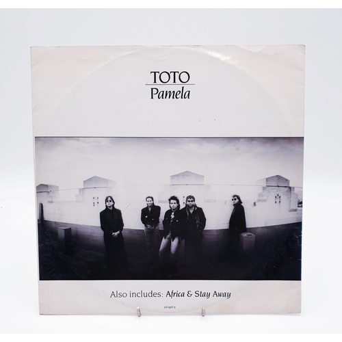 128 - TOTO VINYL ALBUMS Plus 12 inch (4)
(Three Albums Plus One 12 inch.)
( Isolation Lp+ inner. Toto Lp a... 