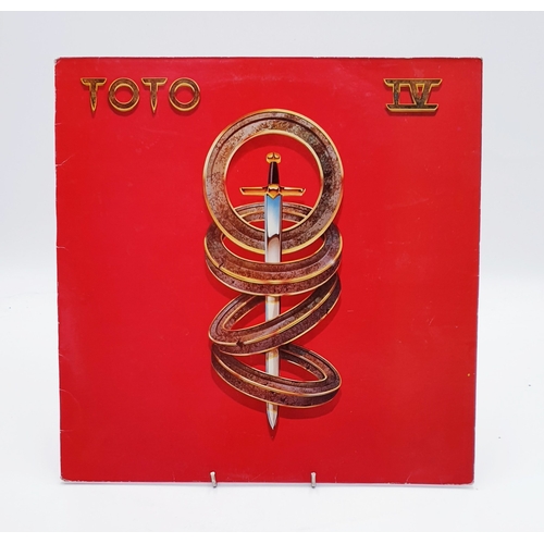 131 - HARD ROCK VINYL ALBUMS (5)
(Magnum Vintage Magnum Lp. Toto Self Ttitled Lp and insert. Toto IV Lp. T... 