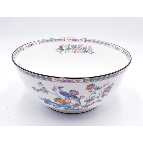 162 - WEDGWOOD CHINA Large 25cm Dia BOWL IN THE KUTANI CRANE DESIGN