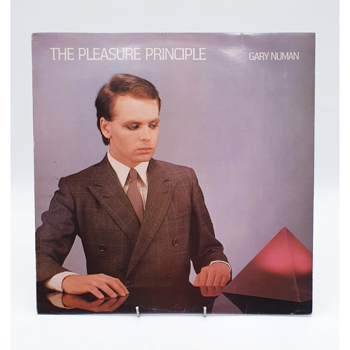 225 - Gary Numan / Tubeway Army Vinyl Albums (4)
The Pleasure Principle + inner. Living Ornaments ‘80 + In... 