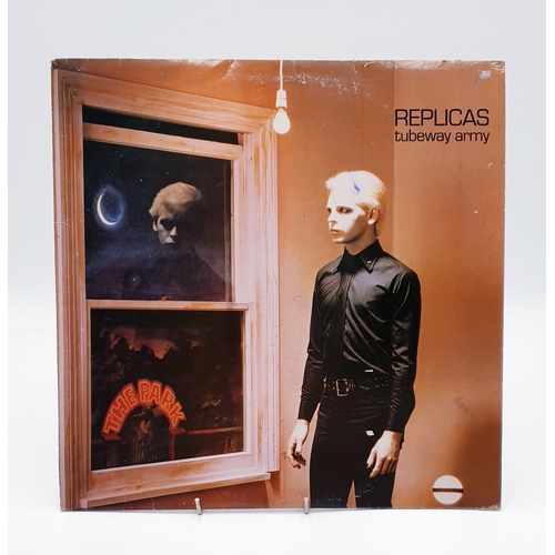 225 - Gary Numan / Tubeway Army Vinyl Albums (4)
The Pleasure Principle + inner. Living Ornaments ‘80 + In... 