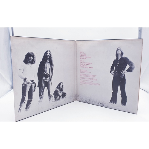 237 - Black Sabbath Vinyl Albums (4)
Paranoid NEMS Gatefold issue. Live At Last UK NEMS issue. Greatest Hi... 