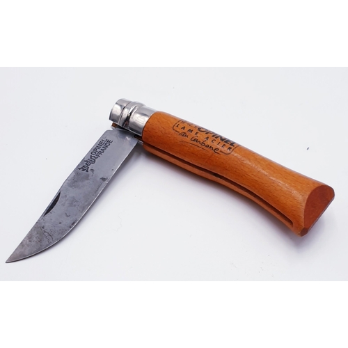 284 - OPINEL (France) FOLDING POCKET KNIFE.

(Made in the heart of the French Alps since 1890, the Opinel ... 