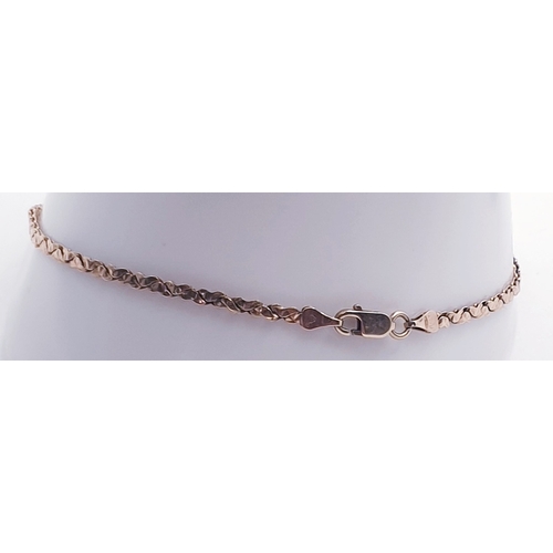 219 - 9ct GOLD (375) 21.5cm BRACELET (With Lobster Claw Clasp) (Total Weight 2.7 Grams)