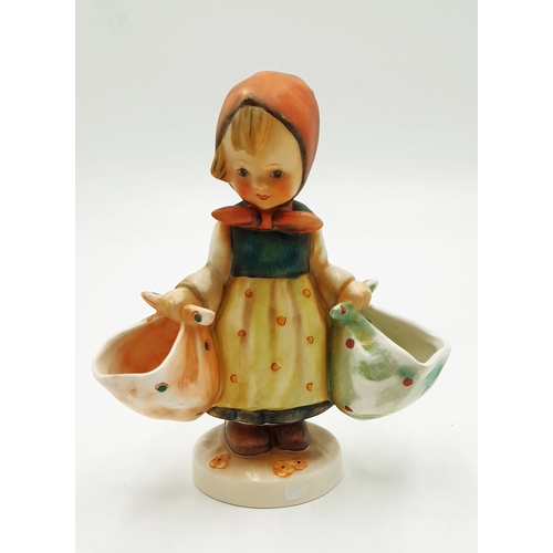 777 - GOEBEL PORCELAIN 14cm CHARACTER FIGURINE OF A YOUNG GIRL