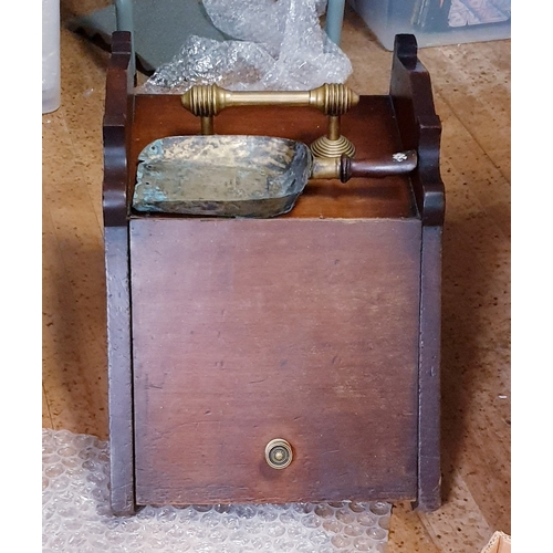 790 - WOODEN VICTORIAN/EDWARDIAN COAL BOX With SHOVEL