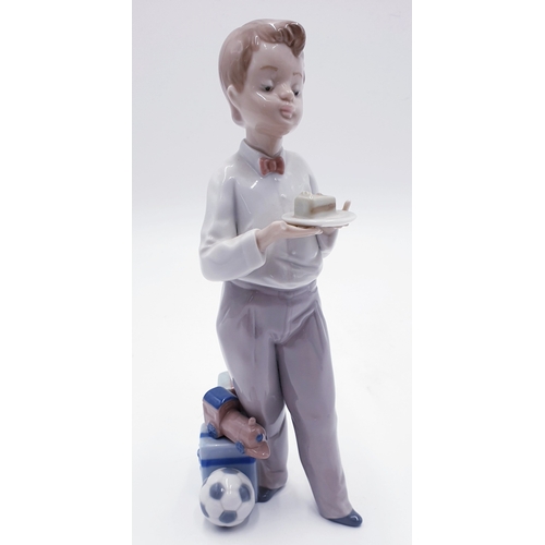 20 - LLADRO PORCELAIN Large 19.67cm CHARACTER FIGURINE 