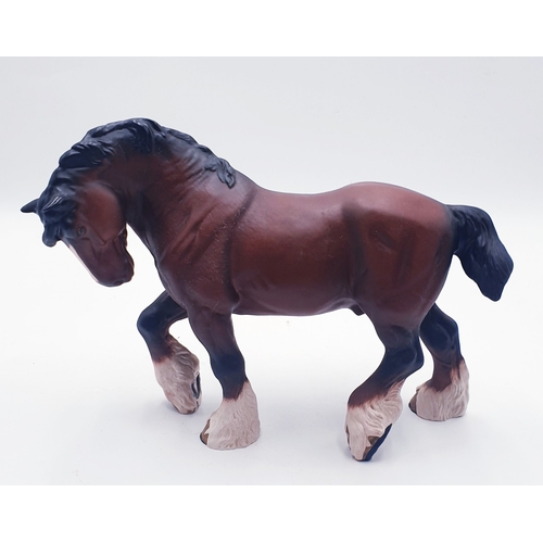 83 - ROYAL DOULTON Large 21cm MODEL OF A SHIRE HORSE (Style One) DA 62A (Beswick Model No 2578) (Brown Ma... 