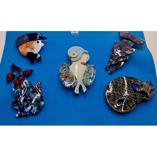 295A - MODERN BROOCHES (5)